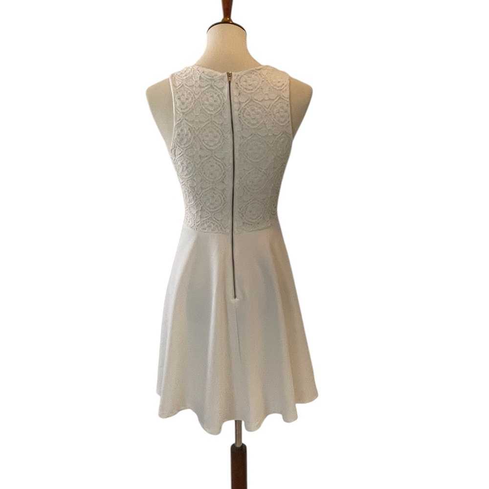 Francesca's Ivory Lace White Mini Dress‎ Size Medium - Picture 5 of 12